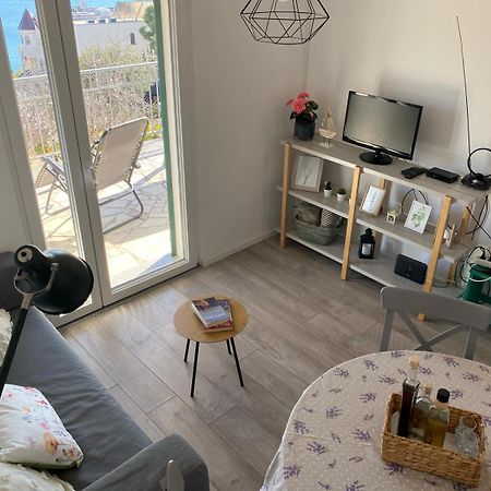 Kn House With Two Apartments Near Sea Рогозница Экстерьер фото